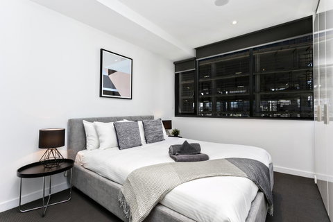 Complete Host Manhattan Apartments - Accommodation QLD 24