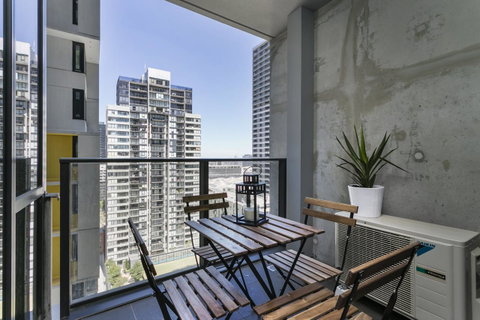 Complete Host Manhattan Apartments - Accommodation QLD 17