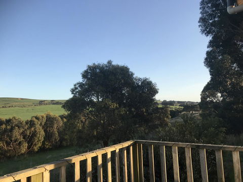 Hillâ€™s Creek Holiday Home - Accommodation QLD 12