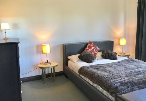 Hillâ€™s Creek Holiday Home - Accommodation QLD 10