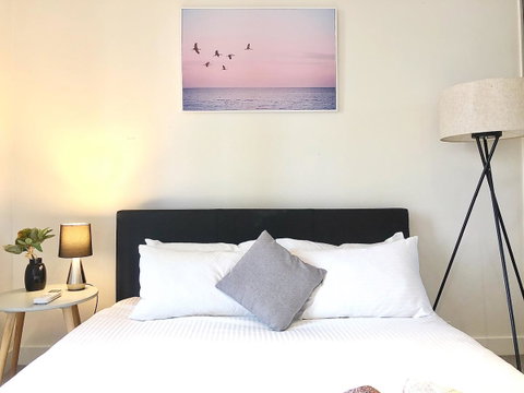 CBD Spacious 3 Bedrooms-Breathtaking View Gym Pool - Accommodation QLD 10