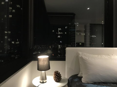 CBD Spacious 3 Bedrooms-Breathtaking View Gym Pool - Accommodation QLD 15
