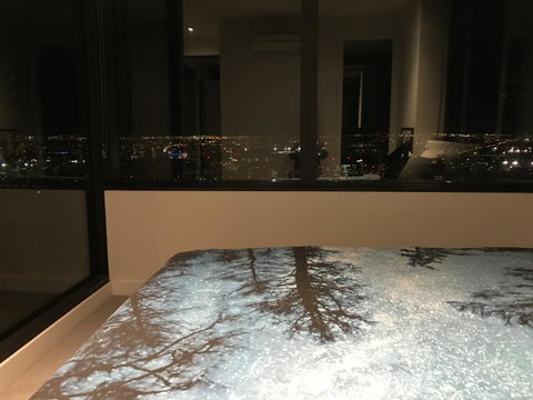 CBD Spacious 3 Bedrooms-Breathtaking View Gym Pool - Accommodation QLD 12