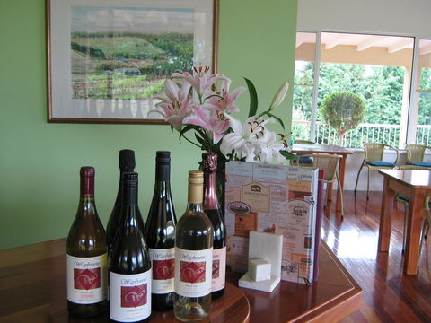 Waybourne- Vineyard And Winery - Accommodation QLD 13