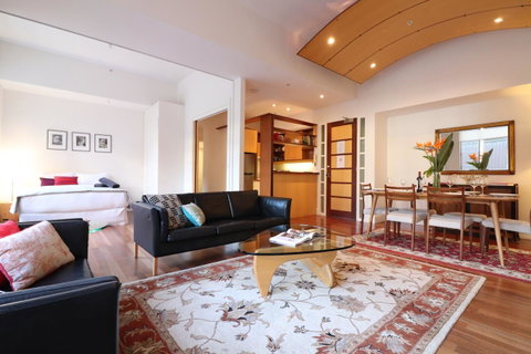 Majorca Magic On Flinders Lane - Rejuvenate Stays - Accommodation QLD 1