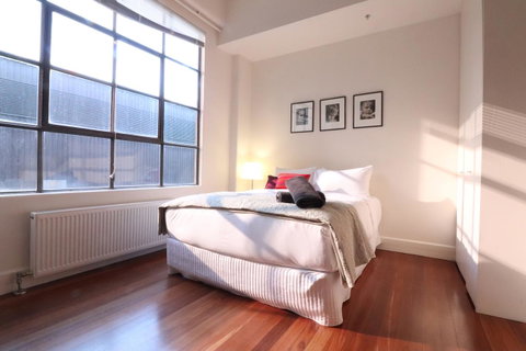 Majorca Magic On Flinders Lane - Rejuvenate Stays - Accommodation QLD 9