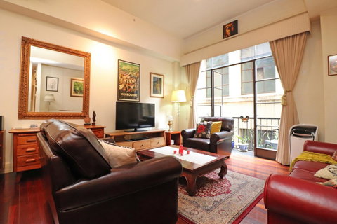 Majorca Magic On Flinders Lane - Rejuvenate Stays - Accommodation QLD 30
