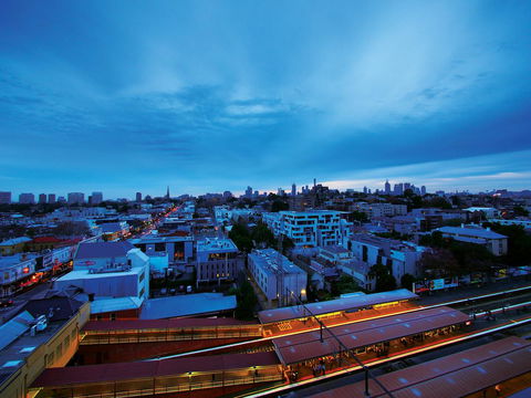 Oaks Melbourne South Yarra Suites - Accommodation QLD 9