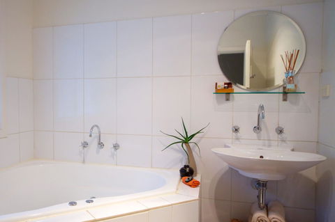 Healesville Apartments - Accommodation QLD 4