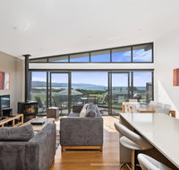 Beach and Reef - Accommodation QLD