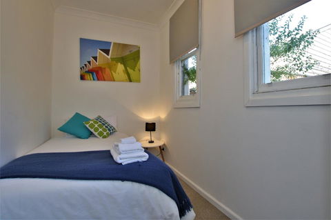 A Stroll Away - Accommodation QLD 8