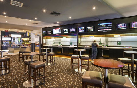 Nightcap At Excelsior Hotel - Accommodation QLD 29