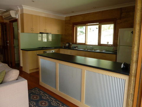 Bundjil Studio - Accommodation QLD 16