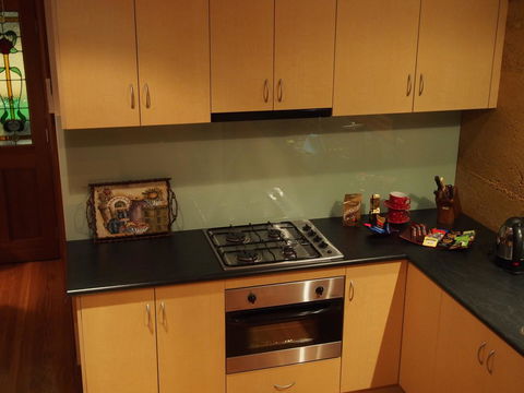 Bundjil Studio - Accommodation QLD 26