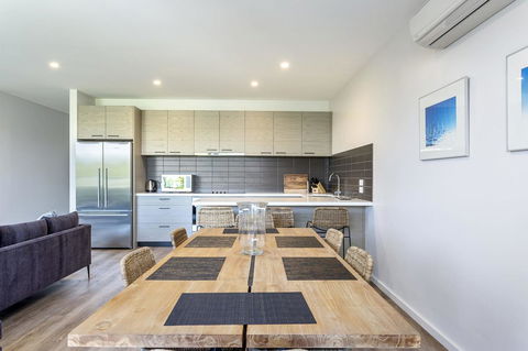 Blairgowrie Apartment 2 - On The Beach - Accommodation QLD 2
