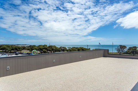 Blairgowrie Apartment 2 - On The Beach - Accommodation QLD 12