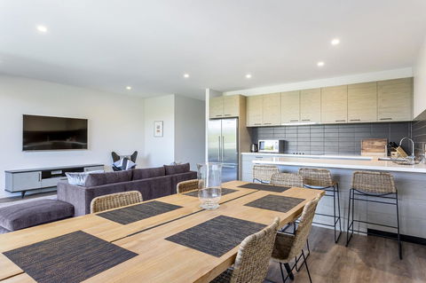 Blairgowrie Apartment 2 - On The Beach - Accommodation QLD 4