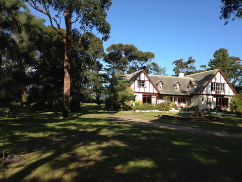 Swan Cove Beachfront - Accommodation QLD 6