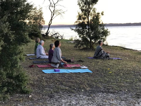 Swan Cove Beachfront - Accommodation QLD 10