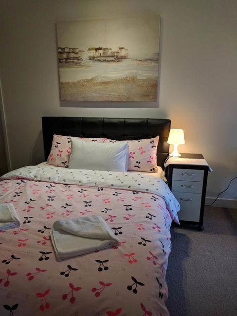 Camberwell Burke Road Apartment - Accommodation QLD 2