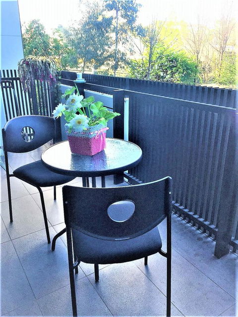 Camberwell Burke Road Apartment - Accommodation QLD 10