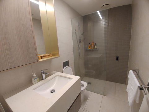 Camberwell Burke Road Apartment - Accommodation QLD 9
