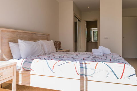 1 Sunset Place - Accommodation QLD 11