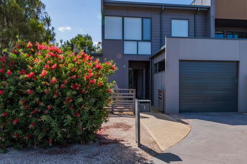 1 Sunset Place - Accommodation QLD 5