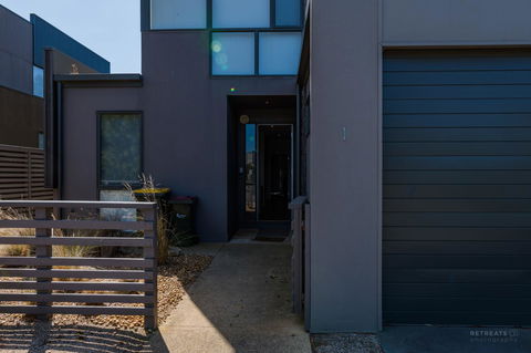 1 Sunset Place - Accommodation QLD 4