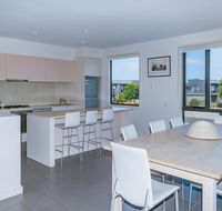 1 Sunset Place - Accommodation QLD