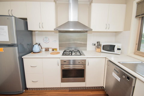 The Pitch - Accommodation QLD 8