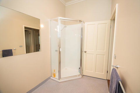 The Pitch - Accommodation QLD 28