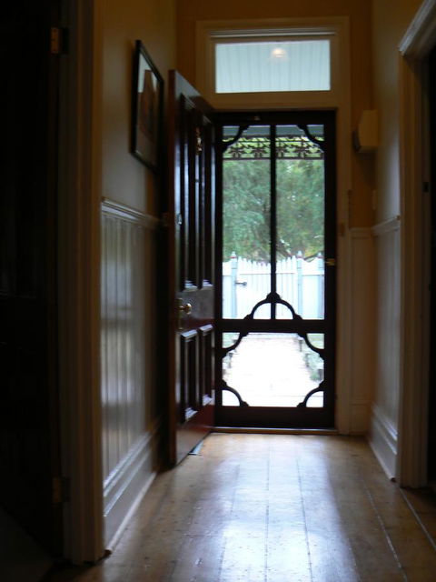 Airleigh-Rose Cottage - Accommodation QLD 29