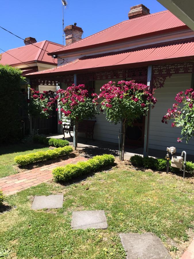Lyal VIC Accommodation QLD