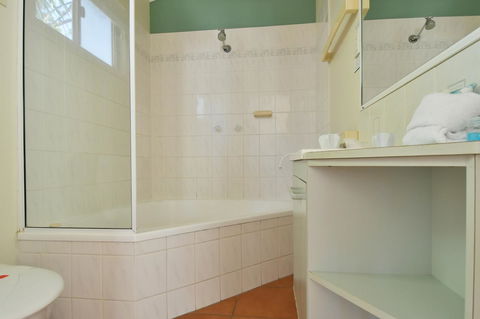 BIG4 Breeze Holiday Parks - Rainbow Beach - Accommodation QLD 3