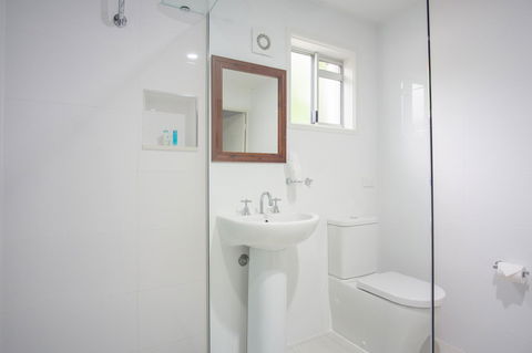 Debbie\'s Place - Accommodation QLD 15