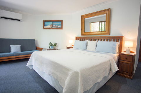 Debbie\'s Place - Accommodation QLD 18