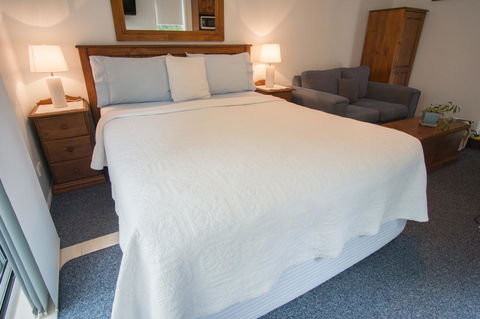 Debbie\'s Place - Accommodation QLD 12