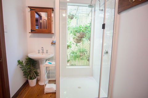 Debbie\'s Place - Accommodation QLD 34