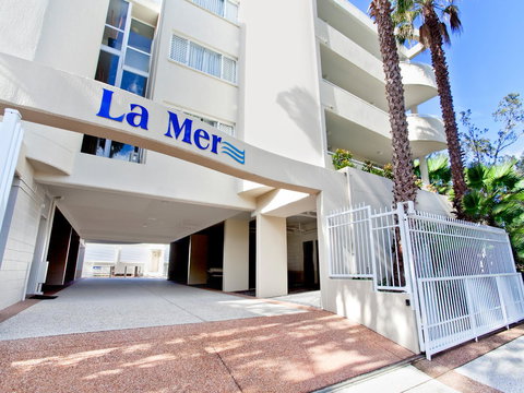 La Mer Sunshine Beachfront - Accommodation QLD 22