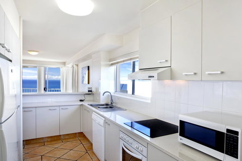La Mer Sunshine Beachfront - Accommodation QLD 6