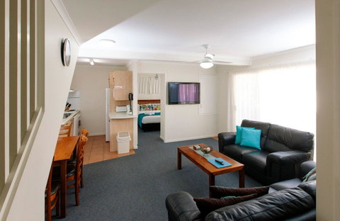Rainbow Getaway Holiday Apartments - Accommodation QLD 30