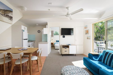 Rainbow Getaway Holiday Apartments - Accommodation QLD 4