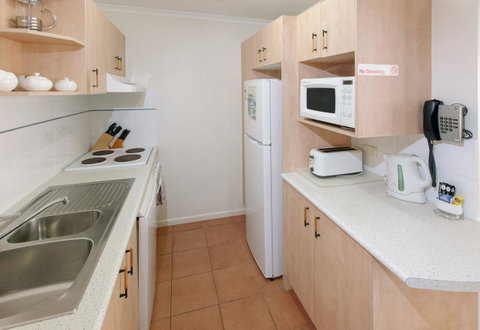 Rainbow Getaway Holiday Apartments - Accommodation QLD 25