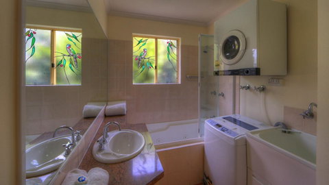 Rainbow Getaway Holiday Apartments - Accommodation QLD 29