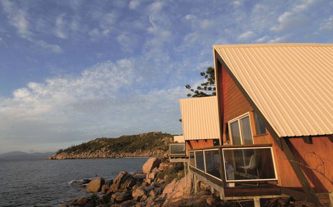 Nomads Magnetic Island - Accommodation QLD 0