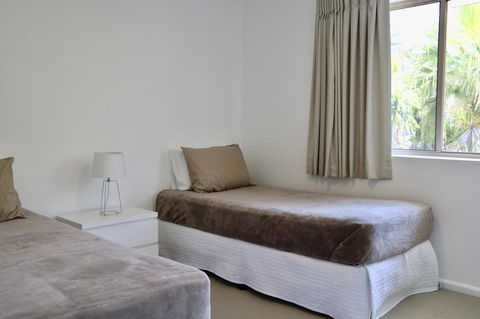 Beach Break - Accommodation QLD 15