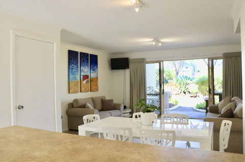 Beach Break - Accommodation QLD 14