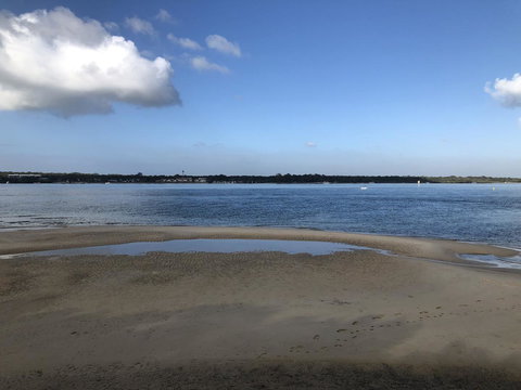 Bribie Island Hotel - Accommodation QLD 7