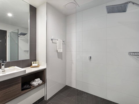 Mercure Sunshine Coast Kawana Waters - Accommodation QLD 15
